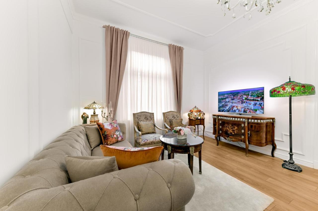 Luxury Class Apartment - 1St Floor, Large Apartment, Downtown, Newly Renovated, Fast Wifi, 4X Air Conditioning Zágráb Kültér fotó